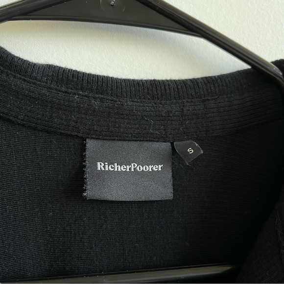 Richer Poorer ribbed button up lounge top size S - Picture 3 of 8